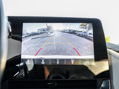 Used 2020 Chevrolet Corvette Stingray Preferred Cpe w/ 2LT Preferred Equipment Group RWD image 16