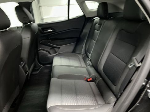 Certified 2024 Chevrolet Trax LT image 24