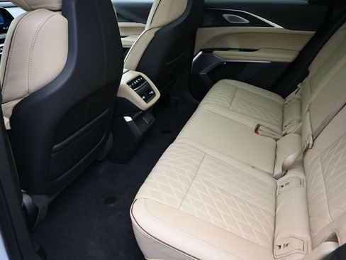 Used 2026 Cadillac Lyriq Signature Luxury w/ Nappa Leather Package AWD/4WD image 24