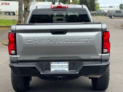 New 2026 Chevrolet Colorado ZR2 w/ Technology Package AWD/4WD image 6
