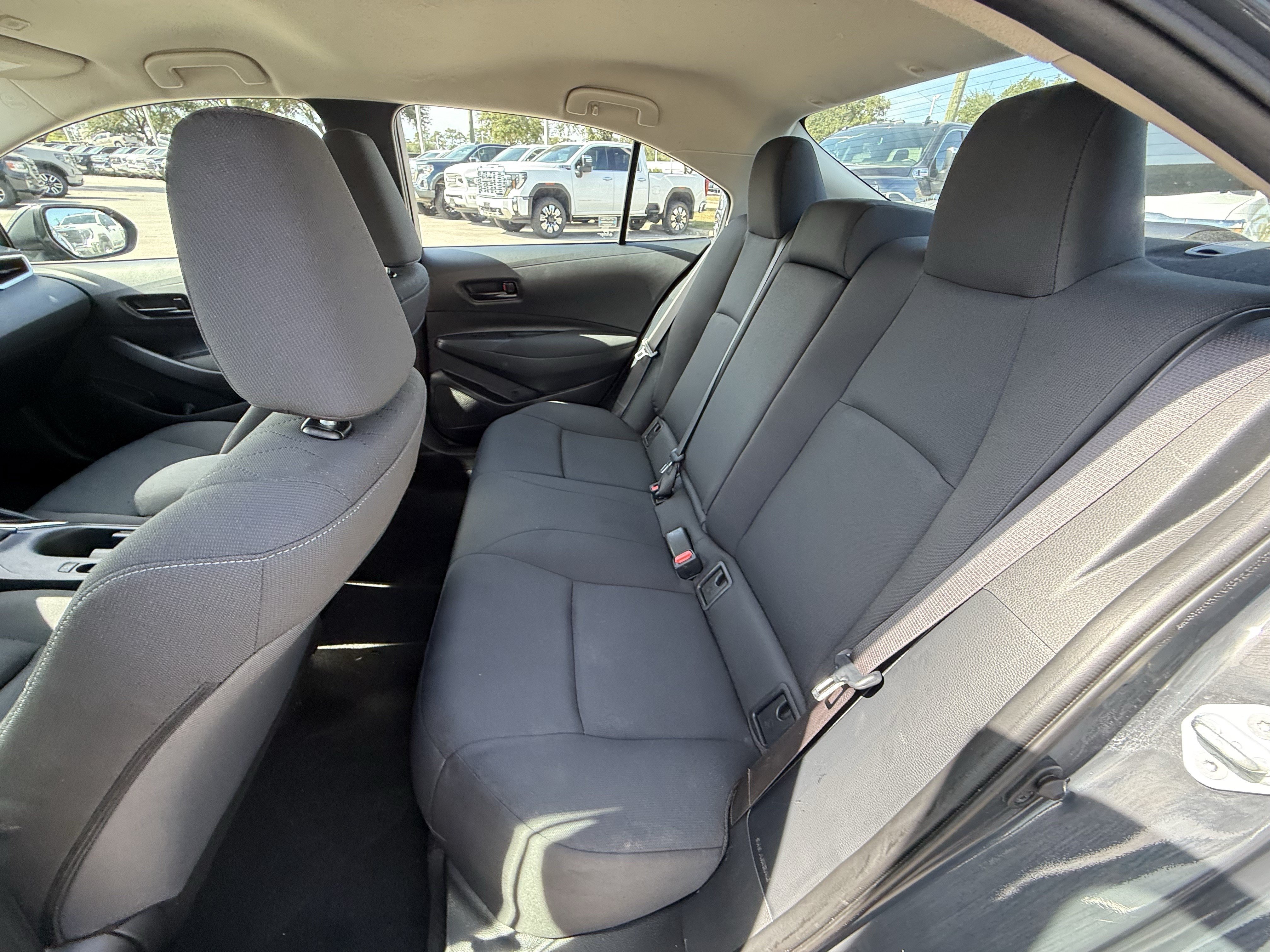 Used 2024 Toyota Corolla LE FWD image 29