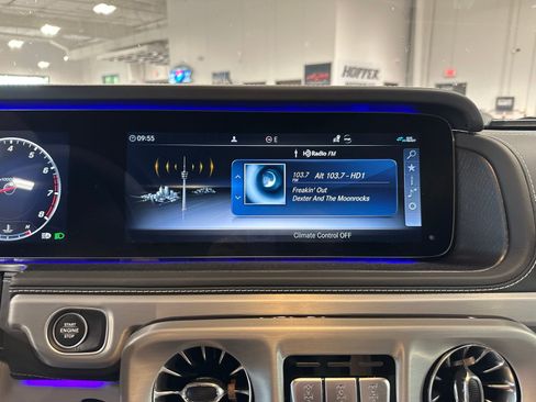 Used 2023 Mercedes-Benz G 550 image 27