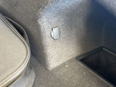 Used 2023 Porsche Taycan Base w/ Premium Package image 36