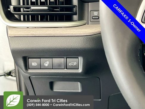 Used 2024 Toyota Grand Highlander AWD image 20