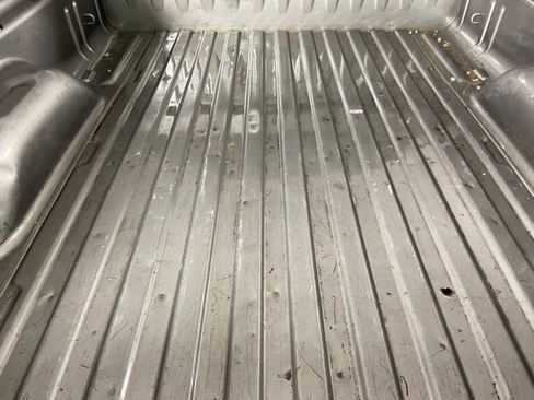 Used 2007 GMC Sierra 1500 SLT w/ SLE/SLT Trailering Package image 9