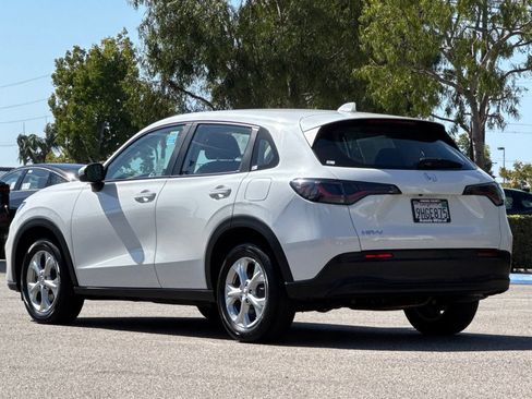 Certified 2024 Honda HR-V LX image 6