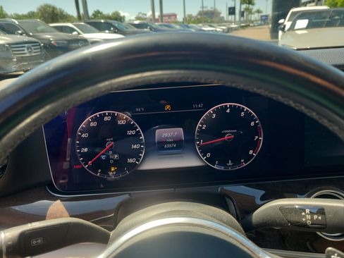 Used 2020 Mercedes-Benz E 350 Sedan image 27