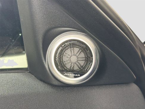 Certified 2025 Land Rover Range Rover Evoque S AWD/4WD image 18