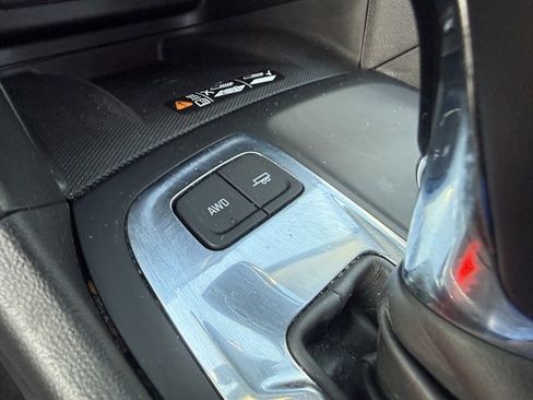 Used 2019 Chevrolet Equinox Premier AWD/4WD image 20