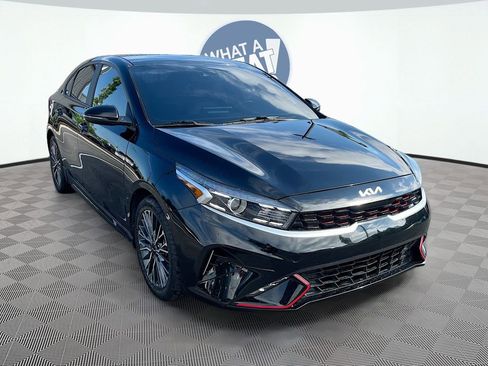 Certified 2023 Kia Forte GT-Line FWD image 3