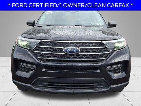 Certified 2022 Ford Explorer XLT AWD/4WD image 2