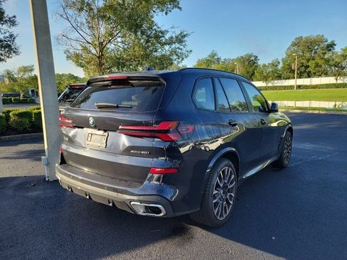 Used 2025 BMW X5 xDrive40i w/ M Sport Package AWD/4WD image 13