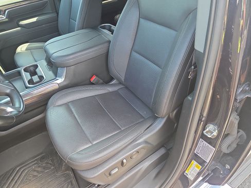 Used 2024 Chevrolet Silverado 2500 LTZ w/ LTZ Plus Package AWD/4WD image 13