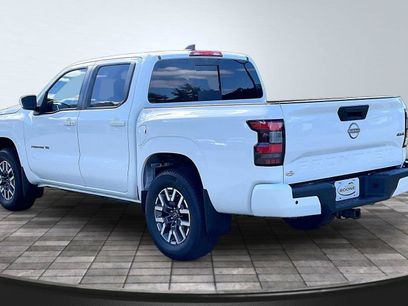 New 2027 Nissan Frontier SV w/ SV Convenience Package