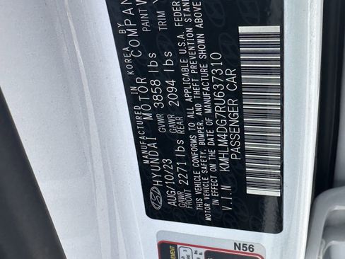 Used 2024 Hyundai Elantra SEL FWD image 33