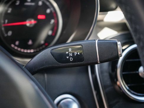 Used 2019 Mercedes-Benz GLC 300 image 18