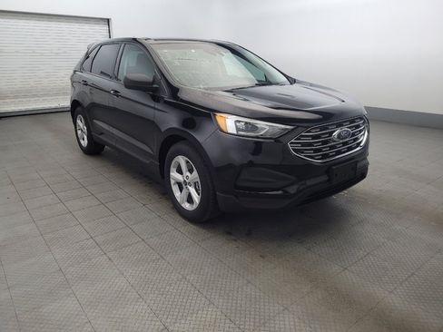 Used 2020 Ford Edge SE image 13