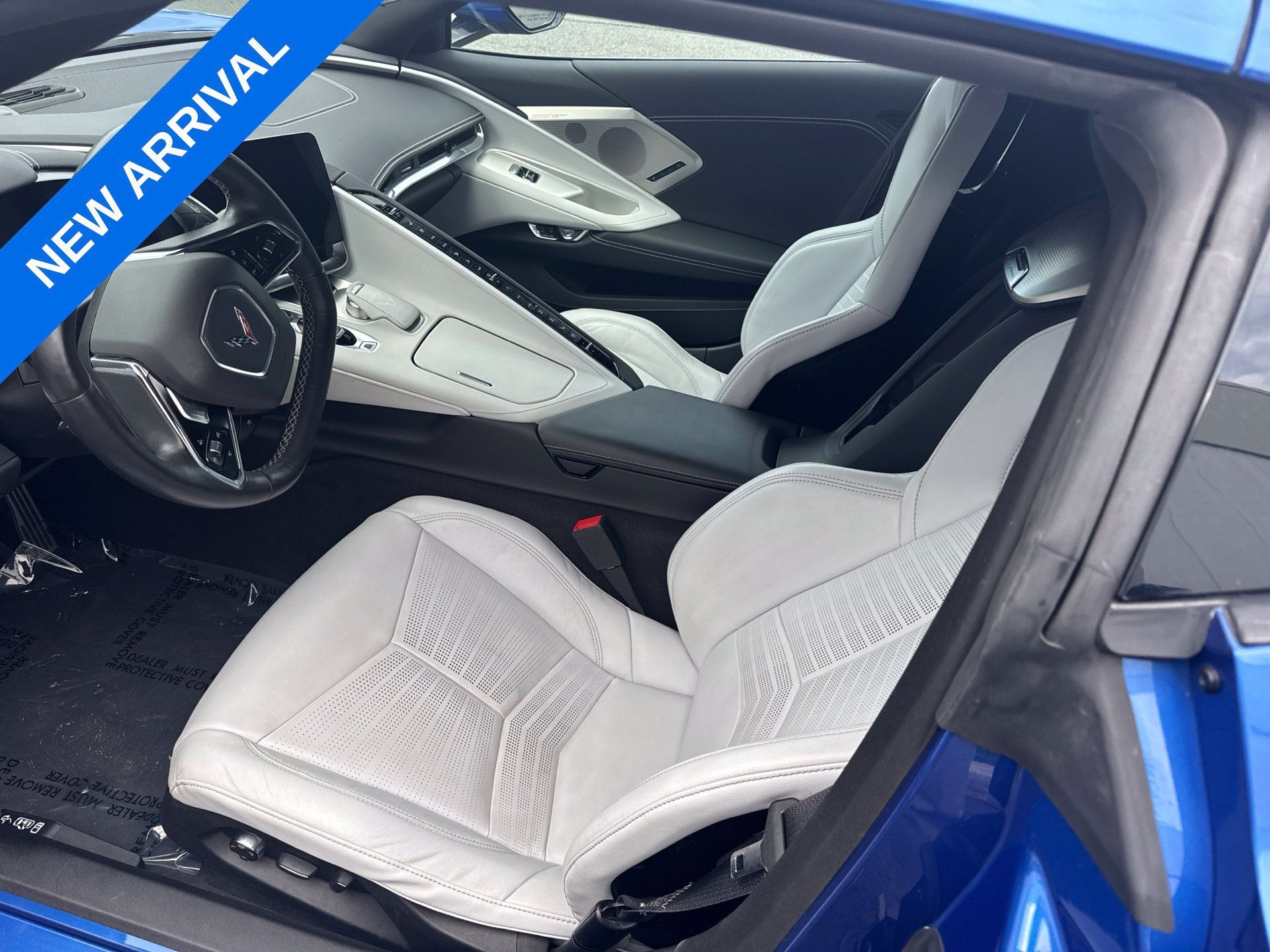 Used 2020 Chevrolet Corvette Stingray Preferred Cpe w/ 2LT Preferred Equipment Group RWD image 6