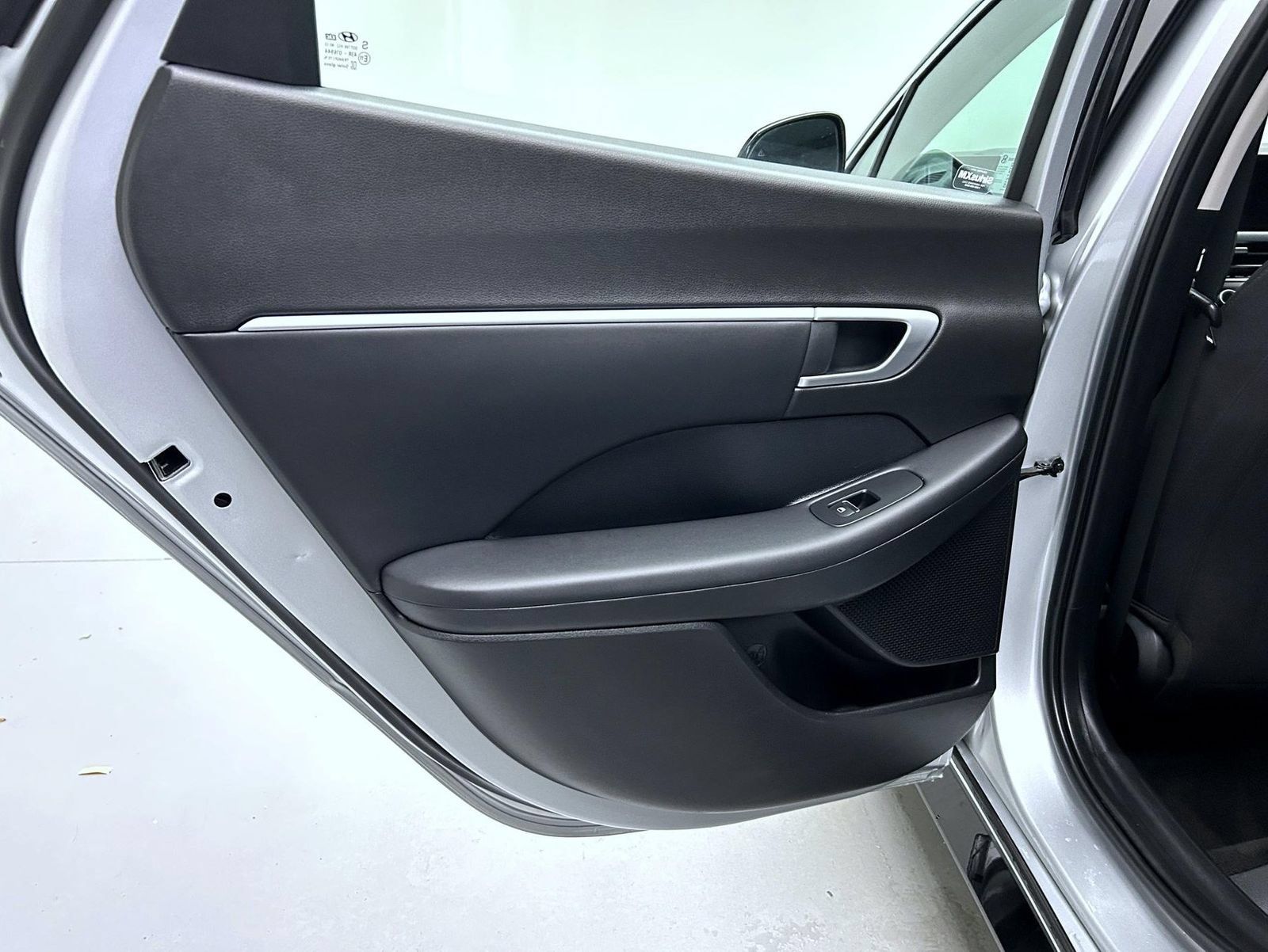 Used 2025 Hyundai Sonata SEL FWD image 20