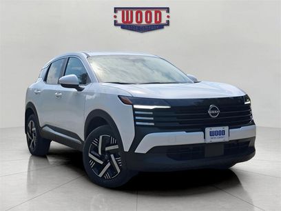 New 2025 Nissan Kicks SV