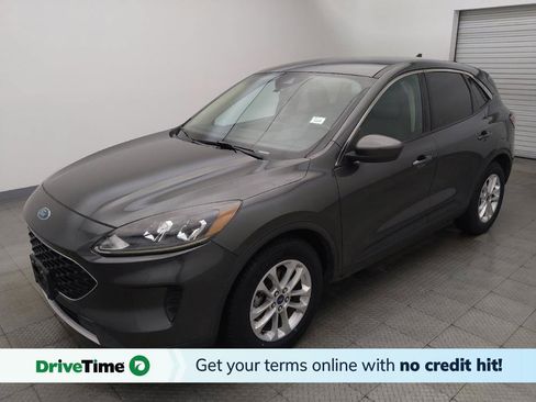Used 2020 Ford Escape SE FWD image 1