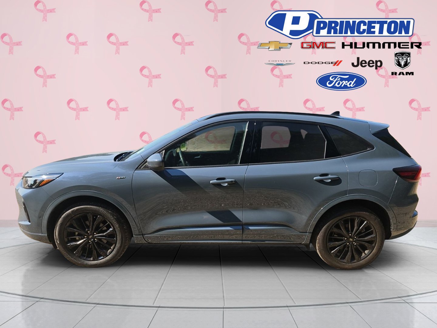 Certified 2024 Ford Escape ST-Line Elite w/ Premium Technology Package AWD/4WD image 4