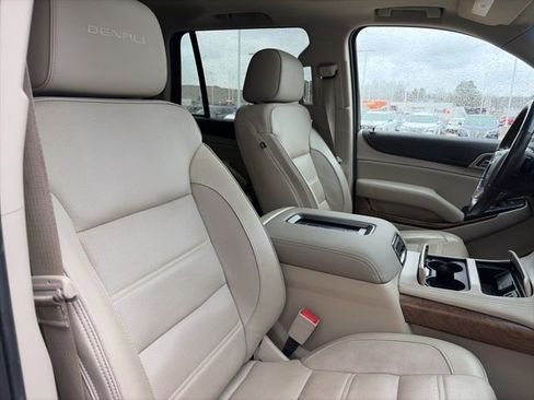 Used 2019 GMC Yukon Denali w/ Denali Ultimate Package image 22