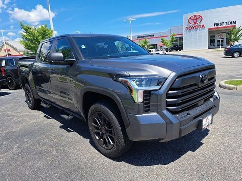 Used 2026 Toyota Tundra SR5 AWD/4WD image 5