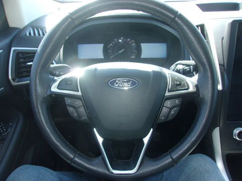 Used 2024 Ford Edge SEL w/ Convenience Package AWD/4WD image 7