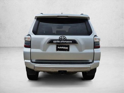 Used 2023 Toyota 4Runner TRD Off-Road AWD/4WD image 7