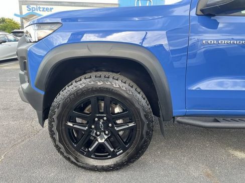 Used 2025 Chevrolet Colorado Trail Boss AWD/4WD image 20