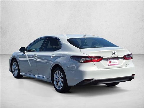 Used 2023 Toyota Camry LE FWD image 8