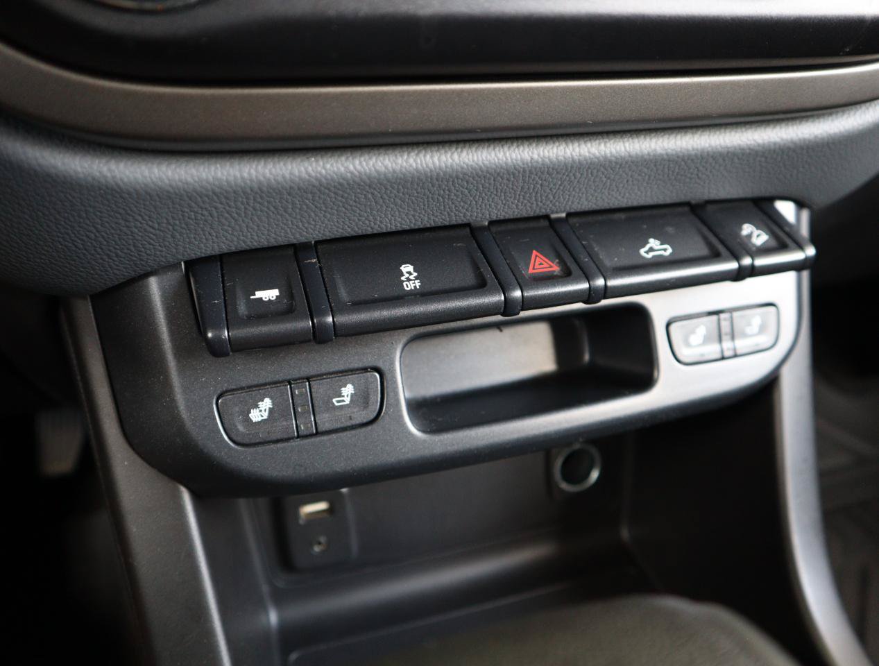 Used 2015 Chevrolet Colorado Z71 AWD/4WD image 52