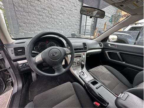 Used 2008 Subaru Legacy 2.5i image 2
