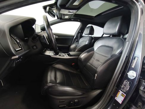 Used 2021 Kia Stinger GT2 AWD/4WD image 13