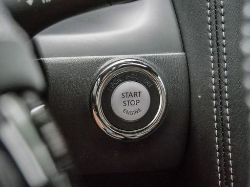 Used 2024 Nissan Armada Platinum w/ Captain's Chairs Package image 32