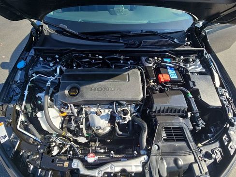 Certified 2025 Honda Civic Sport image 12