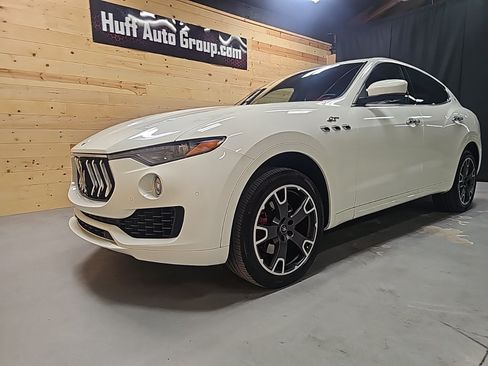 Used 2023 Maserati Levante GT AWD/4WD image 1