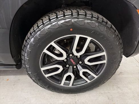 Used 2021 GMC Yukon AT4 w/ AT4 Premium Plus Package AWD/4WD image 25