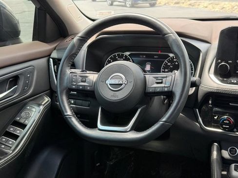 Used 2023 Nissan Rogue SL w/ SL Premium Package AWD/4WD image 13