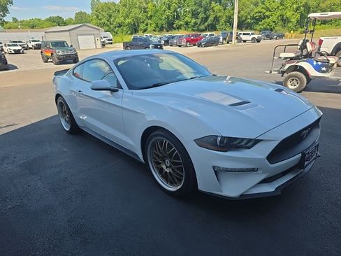 Used 2018 Ford Mustang Coupe w/ Wheel & Stripe Package RWD image 4