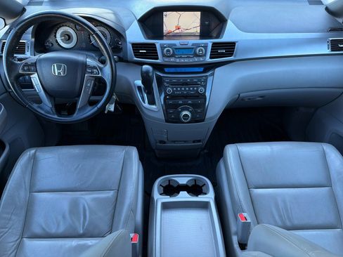 Used 2013 Honda Odyssey Touring image 12