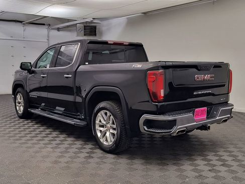 Used 2022 GMC Sierra 1500 SLT w/ SLT Premium Package image 3