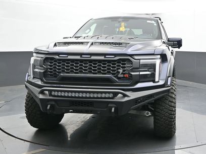 New 2025 Ford F150 Raptor w/ Equipment Group 803A Raptor R