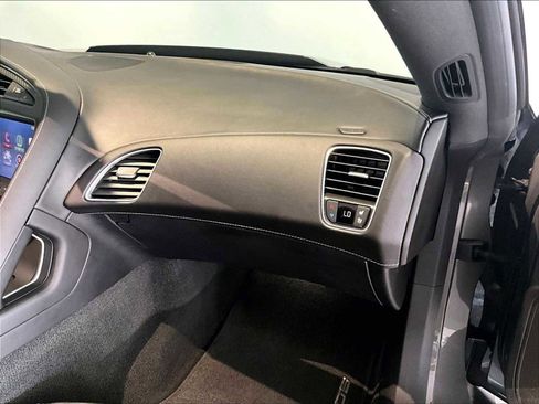 Used 2015 Chevrolet Corvette Z06 w/ 2LZ Preferred Equipment Group image 23