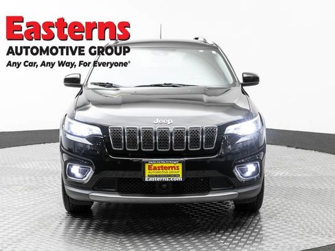 Used 2021 Jeep Cherokee Limited w/ Mopar Interior Package AWD/4WD image 2