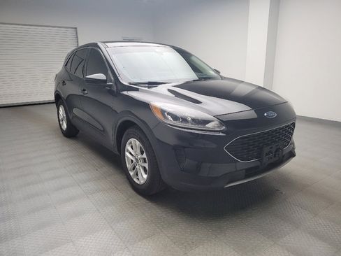 Used 2020 Ford Escape SE FWD image 13