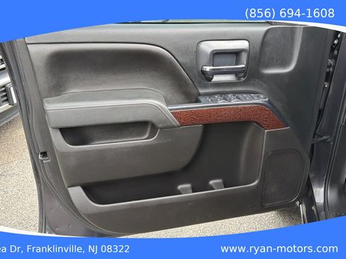Used 2015 GMC Sierra 1500 SLE w/ SLE Value Package AWD/4WD image 16