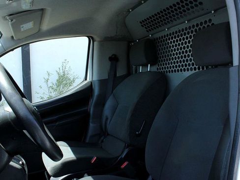 Used 2018 Nissan NV200 S image 9