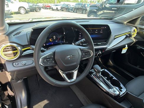 New 2026 Chevrolet Trax ACTIV w/ Driver Confidence Package FWD image 18